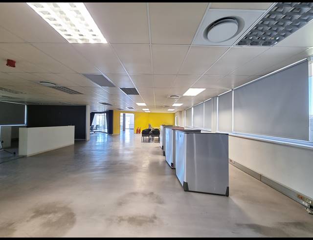 417M² OFFICE TO LET IN CENTURY CITY